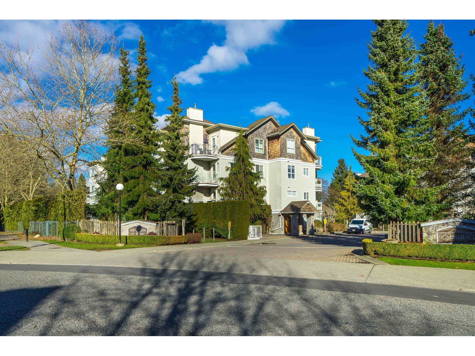 414 10188 155 Street, Surrey, British Columbia V3R 0R6 - Photo 1 - R3022387