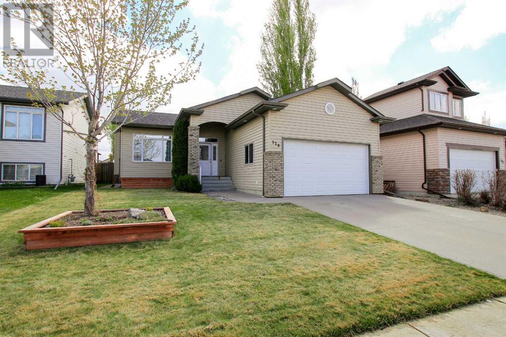 Property at 128 Ingle Close image 1