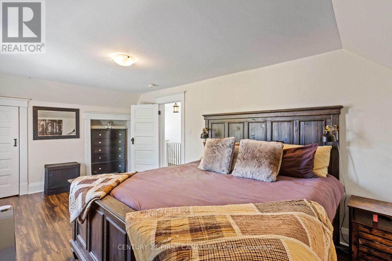 3199 Mount Carmel Drive, North Middlesex, Ontario  N0M 1N0 - Photo 26 - X12283662