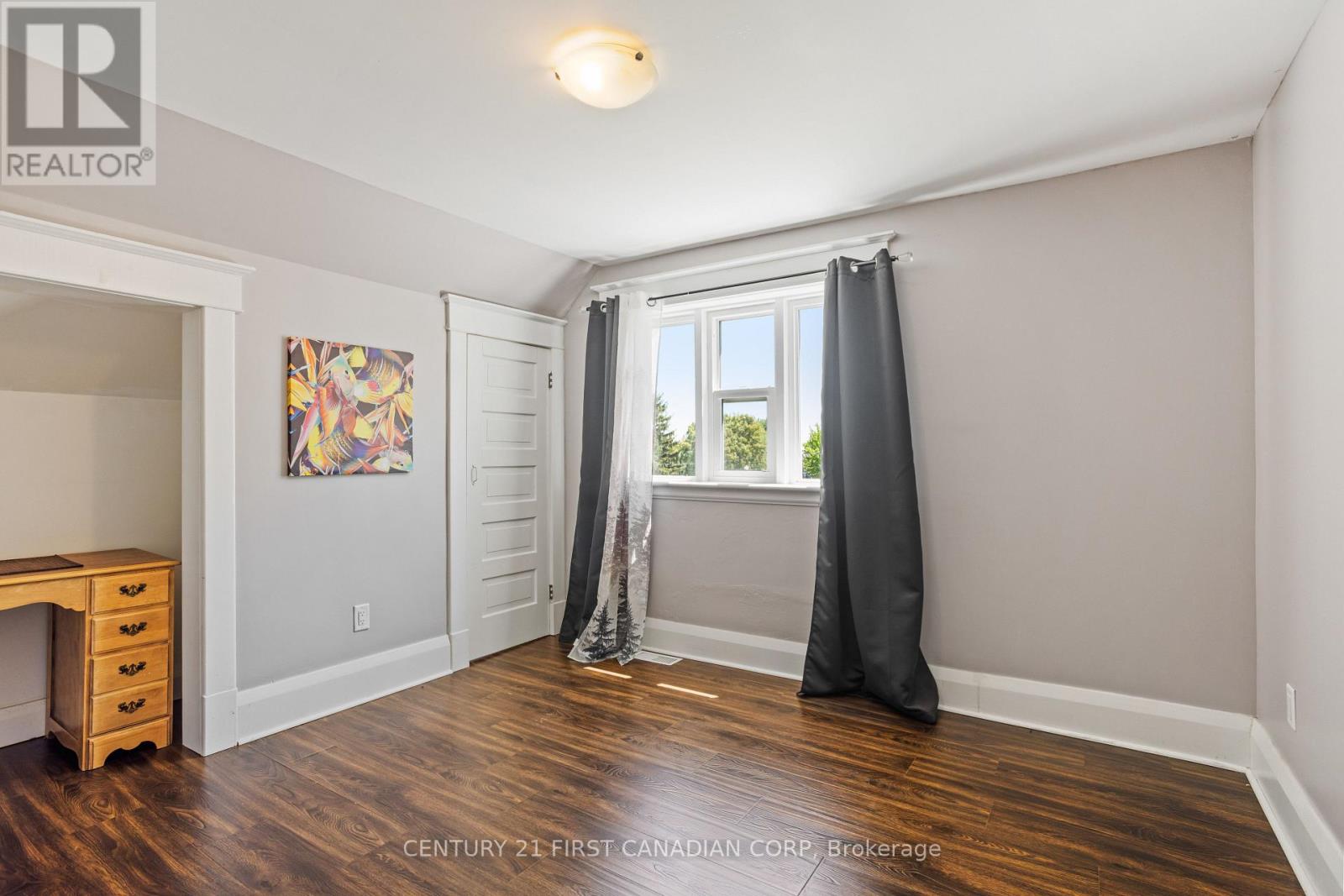 3199 Mount Carmel Drive, North Middlesex, Ontario  N0M 1N0 - Photo 27 - X12283662