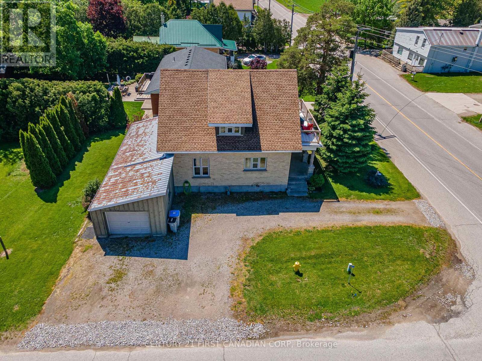 3199 Mount Carmel Drive, North Middlesex, Ontario  N0M 1N0 - Photo 4 - X12283662