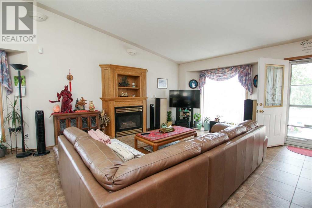 Property at 78 Kingston Drive image 4