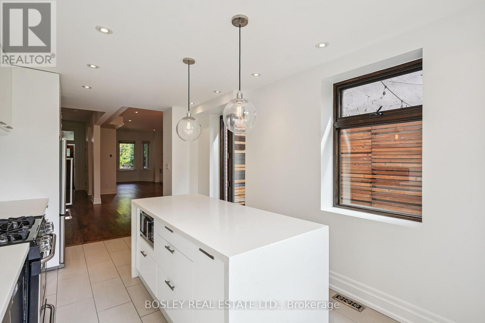 520 Manning Avenue, Toronto (Palmerston-Little Italy), Ontario  M6G 2V7 - Photo 13 - C12283576