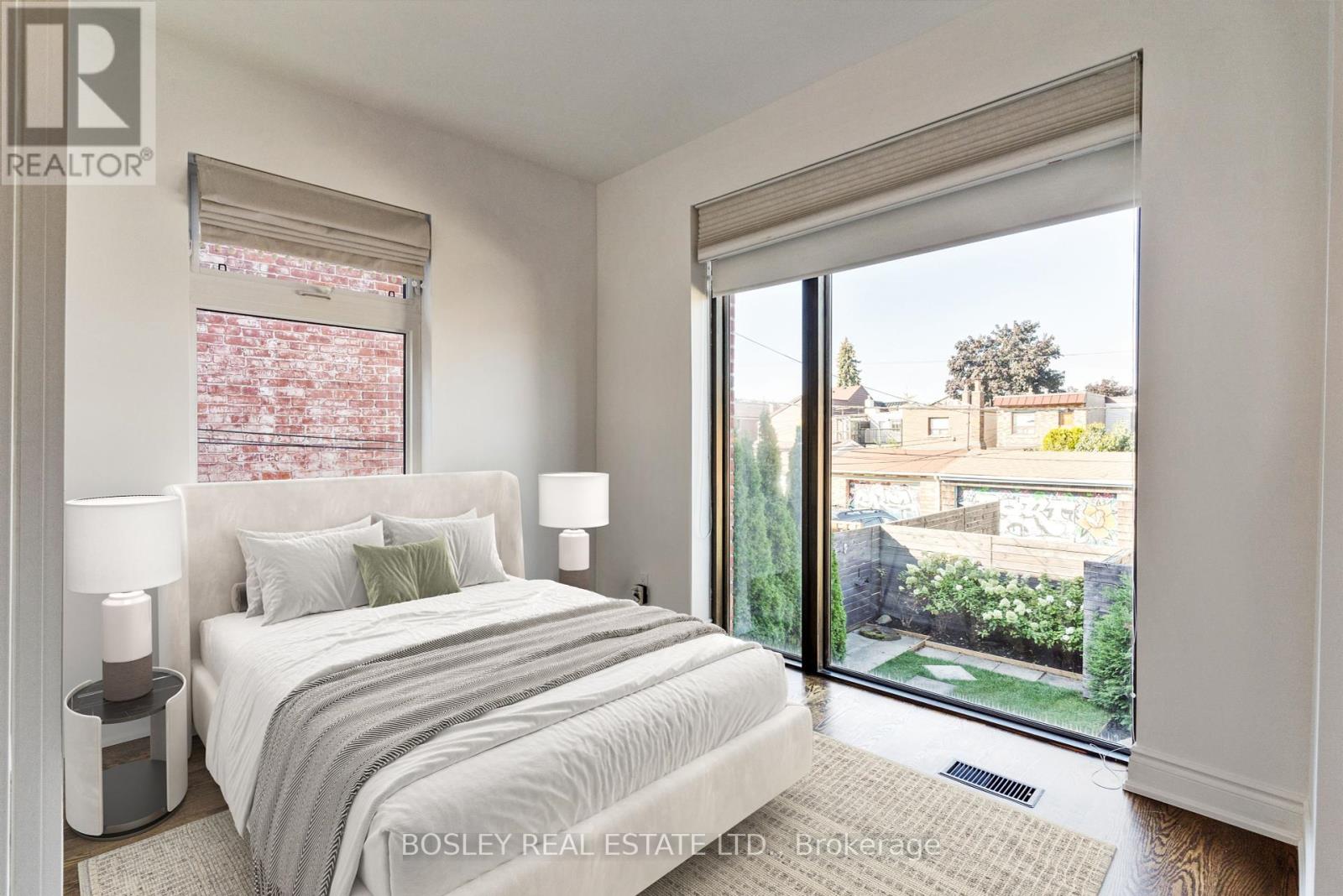 520 Manning Avenue, Toronto (Palmerston-Little Italy), Ontario  M6G 2V7 - Photo 24 - C12283576