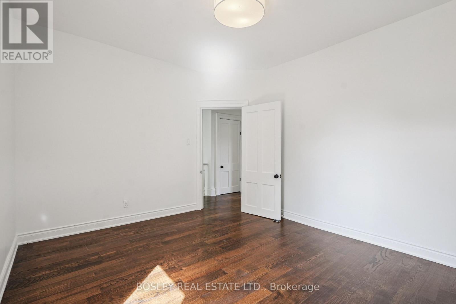 520 Manning Avenue, Toronto (Palmerston-Little Italy), Ontario  M6G 2V7 - Photo 41 - C12283576