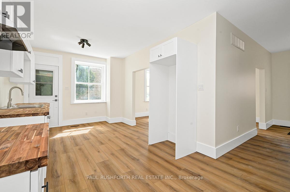 47 Madawaska Street, Arnprior, Ontario  K7S 1R8 - Photo 13 - X12283721