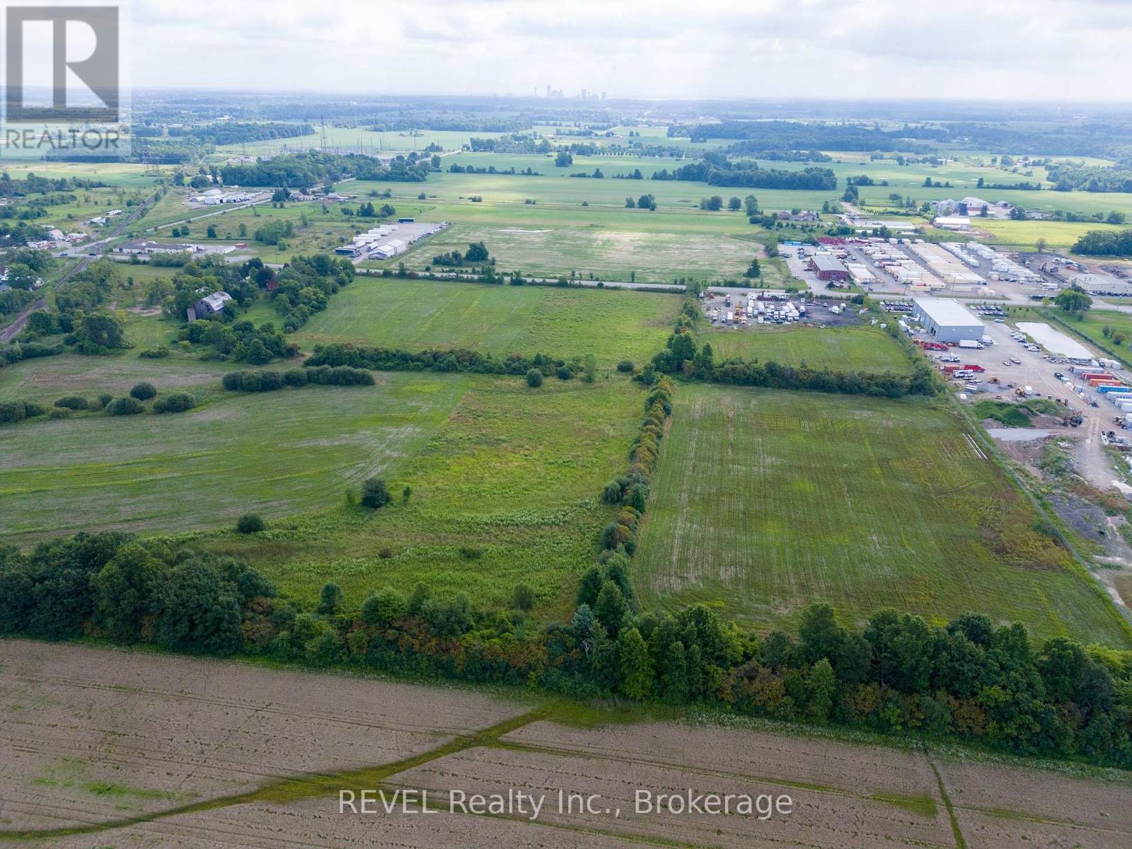 2015 Allanport Road, Thorold, Ontario  L0S 1A0 - Photo 6 - X12283635