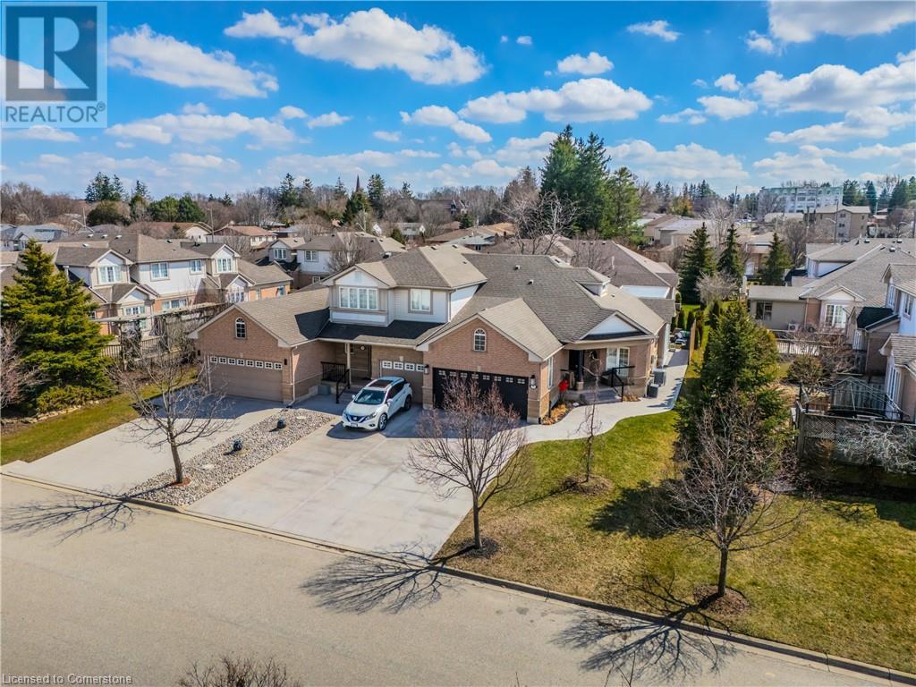 Property at 135 REIBER Court image 3