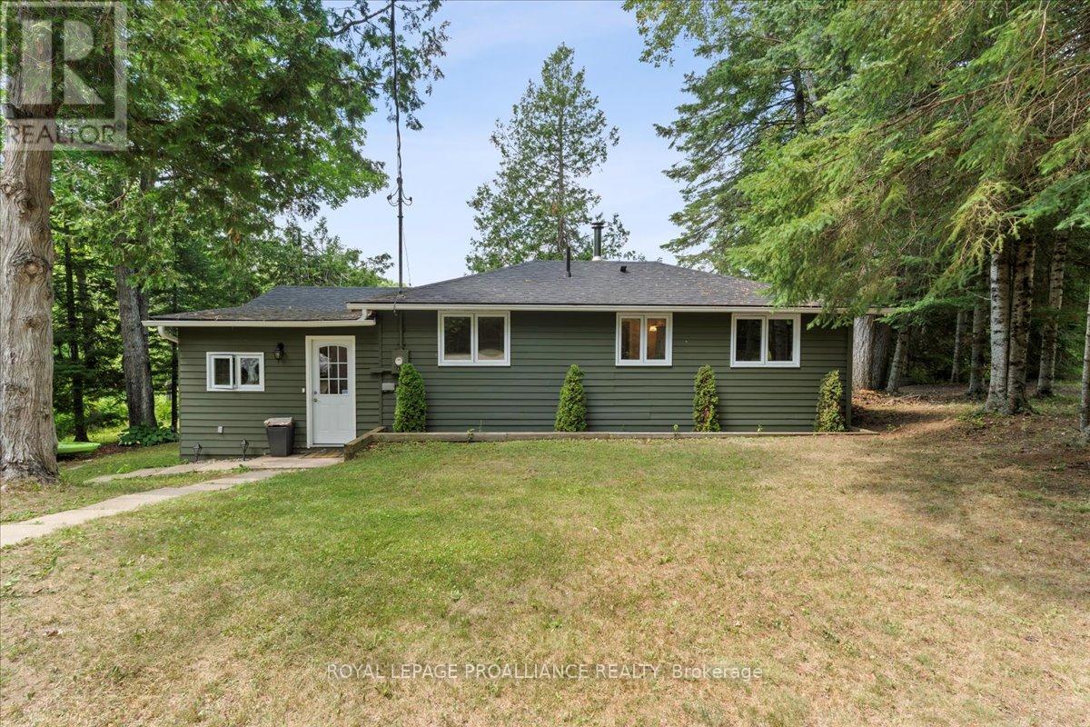 17 Halcomb Lane, Limerick, Ontario  K0L 1P0 - Photo 2 - X12283706