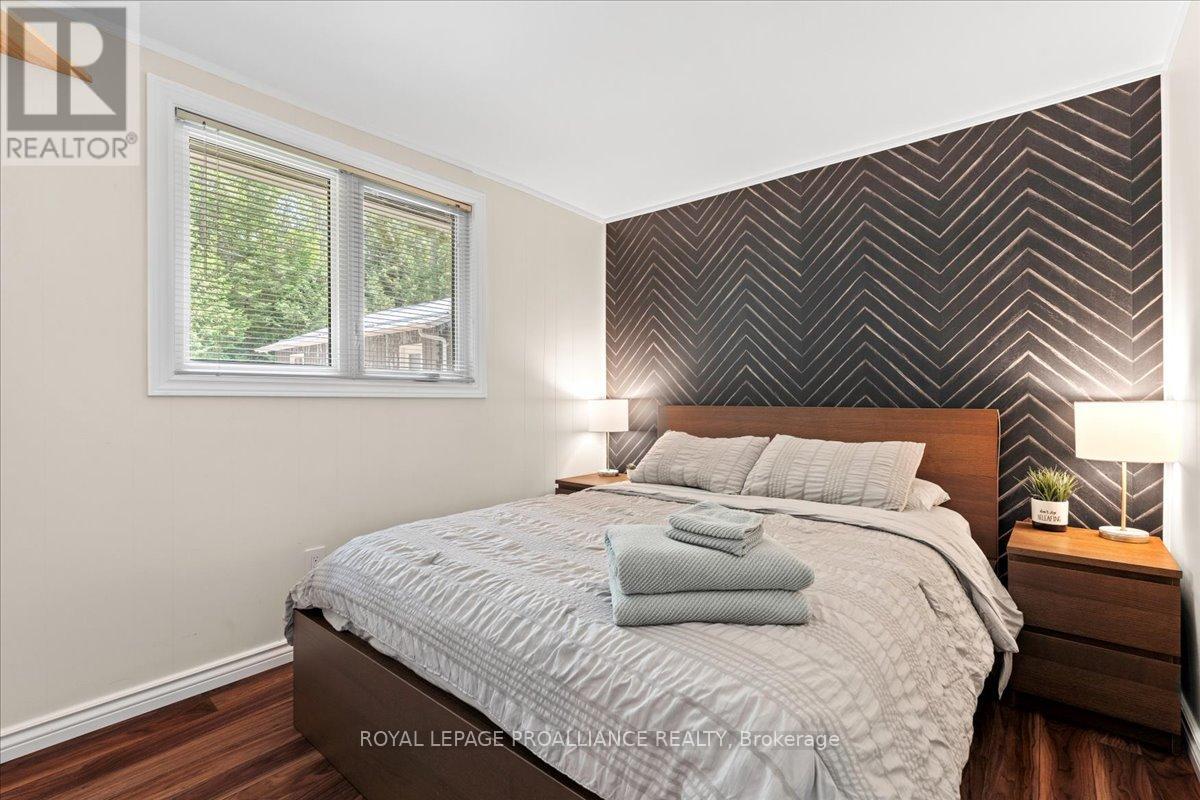 17 Halcomb Lane, Limerick, Ontario  K0L 1P0 - Photo 38 - X12283706