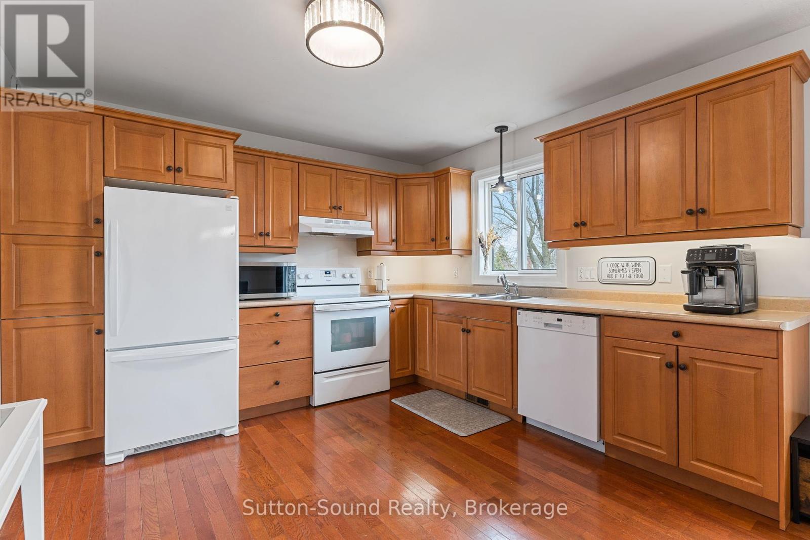2007 7th Avenue E, Owen Sound, Ontario  N4K 6R9 - Photo 11 - X12283620