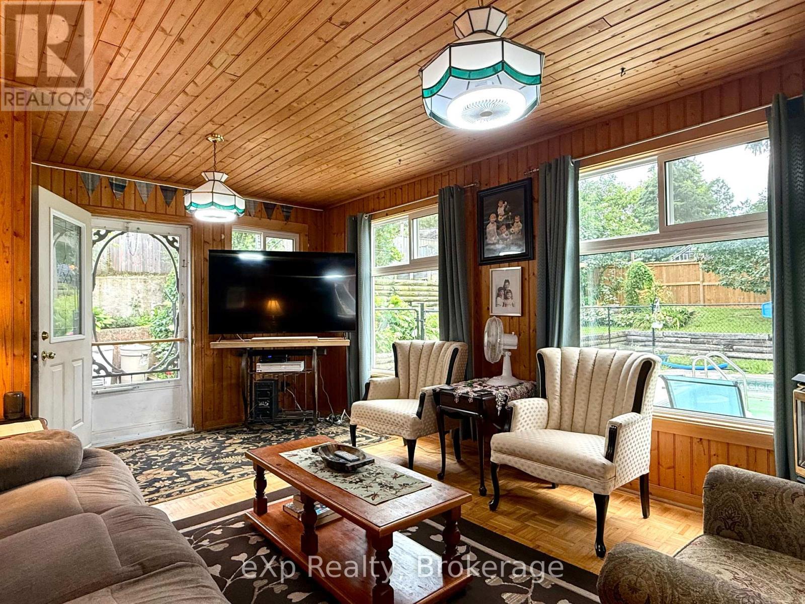 211 Victoria Street S, Brockton, Ontario  N0G 2V0 - Photo 15 - X12283656