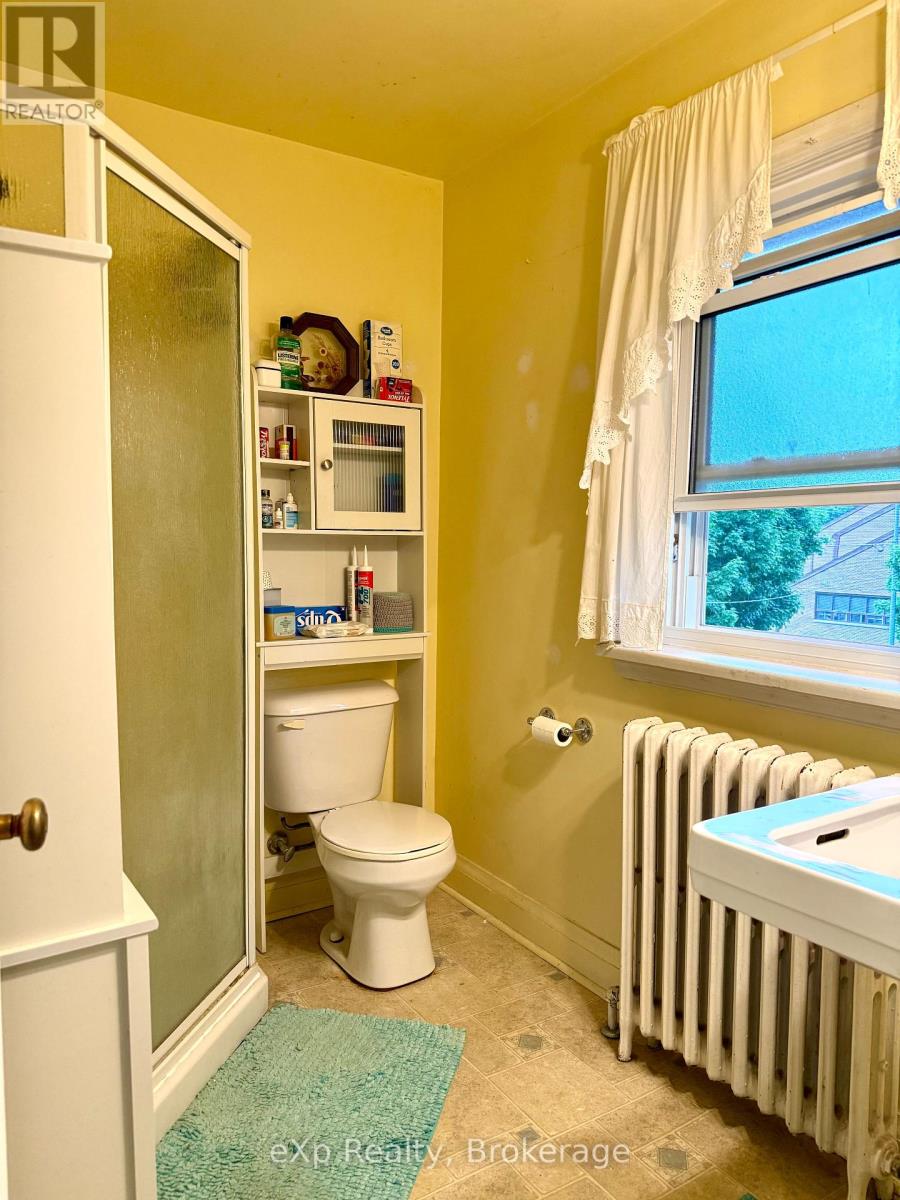 211 Victoria Street S, Brockton, Ontario  N0G 2V0 - Photo 22 - X12283656