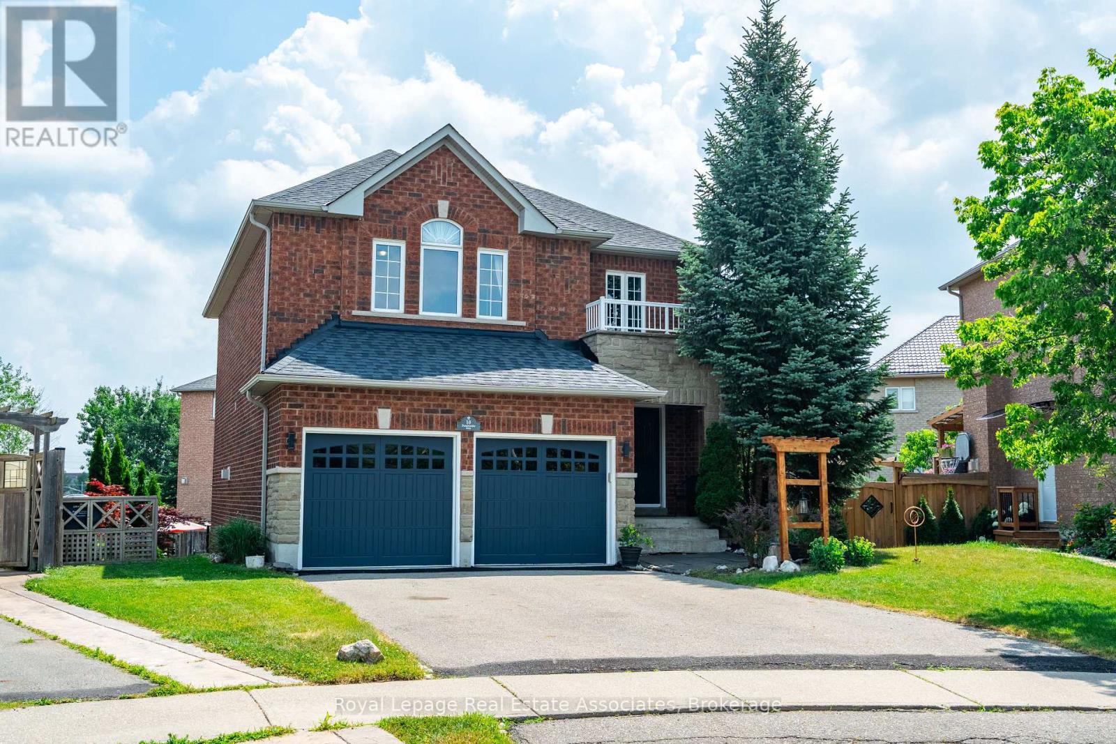 Property at 16 SANDYSIDE CRESCENT image 1