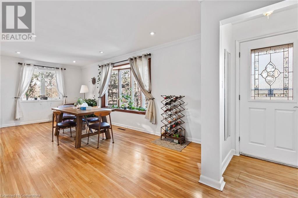 Property at 550 FOURTH Line image 5