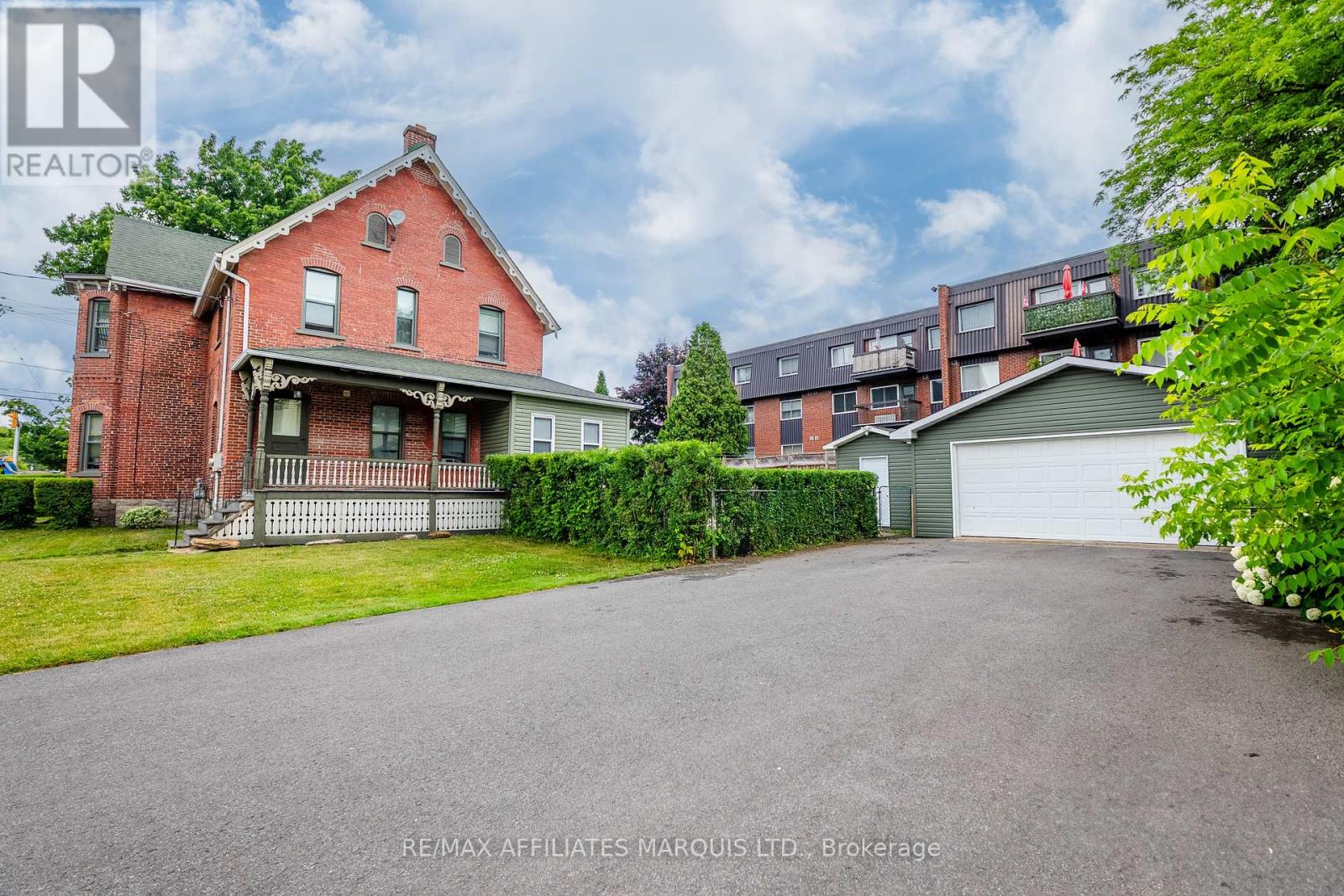 Property at 345 SYDNEY STREET image 4