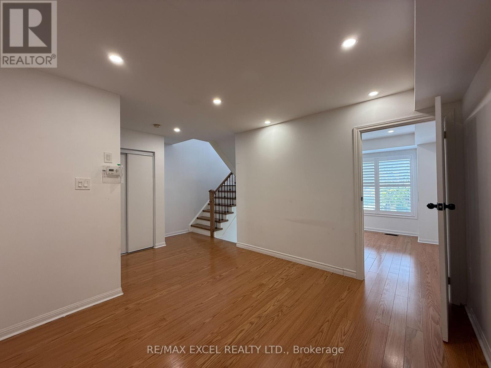 Property at 13 REINDEER DRIVE image 5
