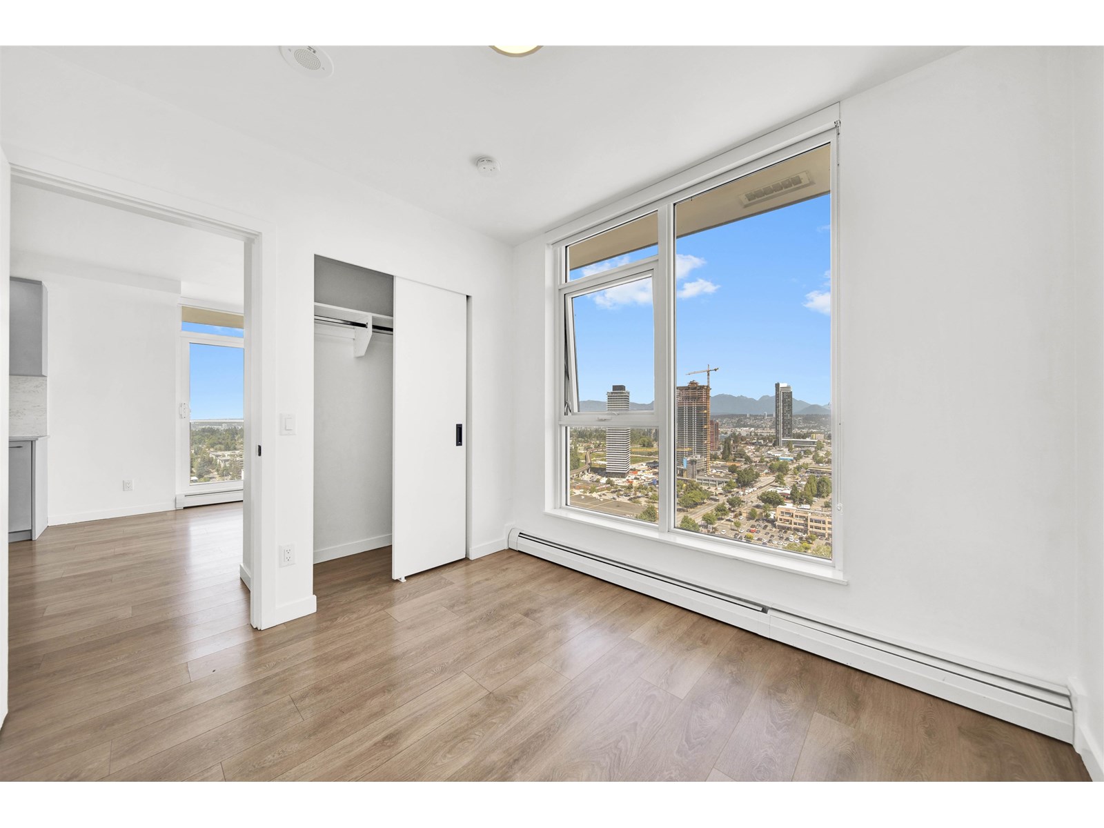 2811 13685 102 Avenue, Surrey, British Columbia  V3T 1N7 - Photo 10 - R3025497