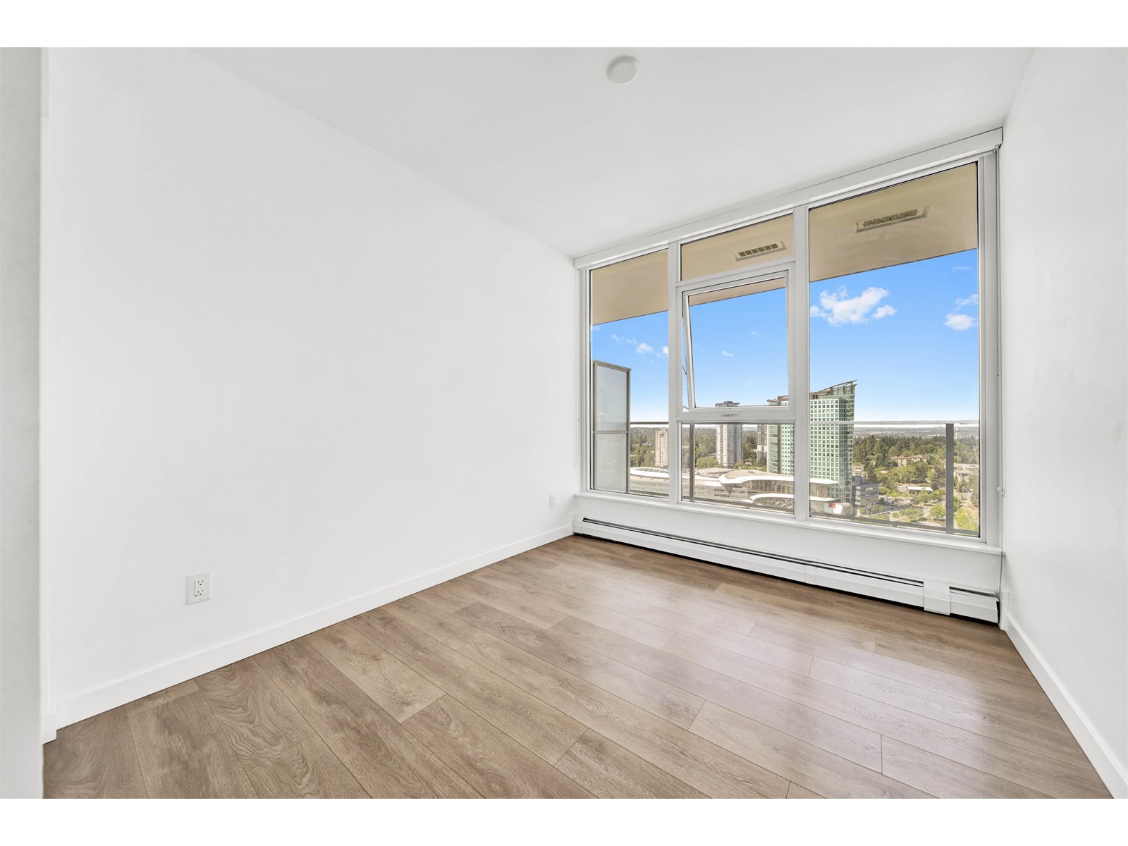2811 13685 102 Avenue, Surrey, British Columbia  V3T 1N7 - Photo 29 - R3025497