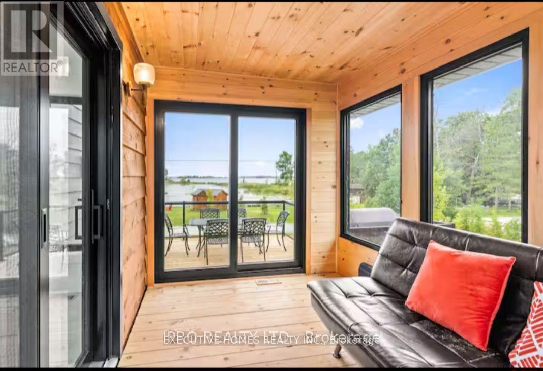 39 Long Point Road, Tay (Waubaushene), Ontario  L0K 2C0 - Photo 16 - S12283669