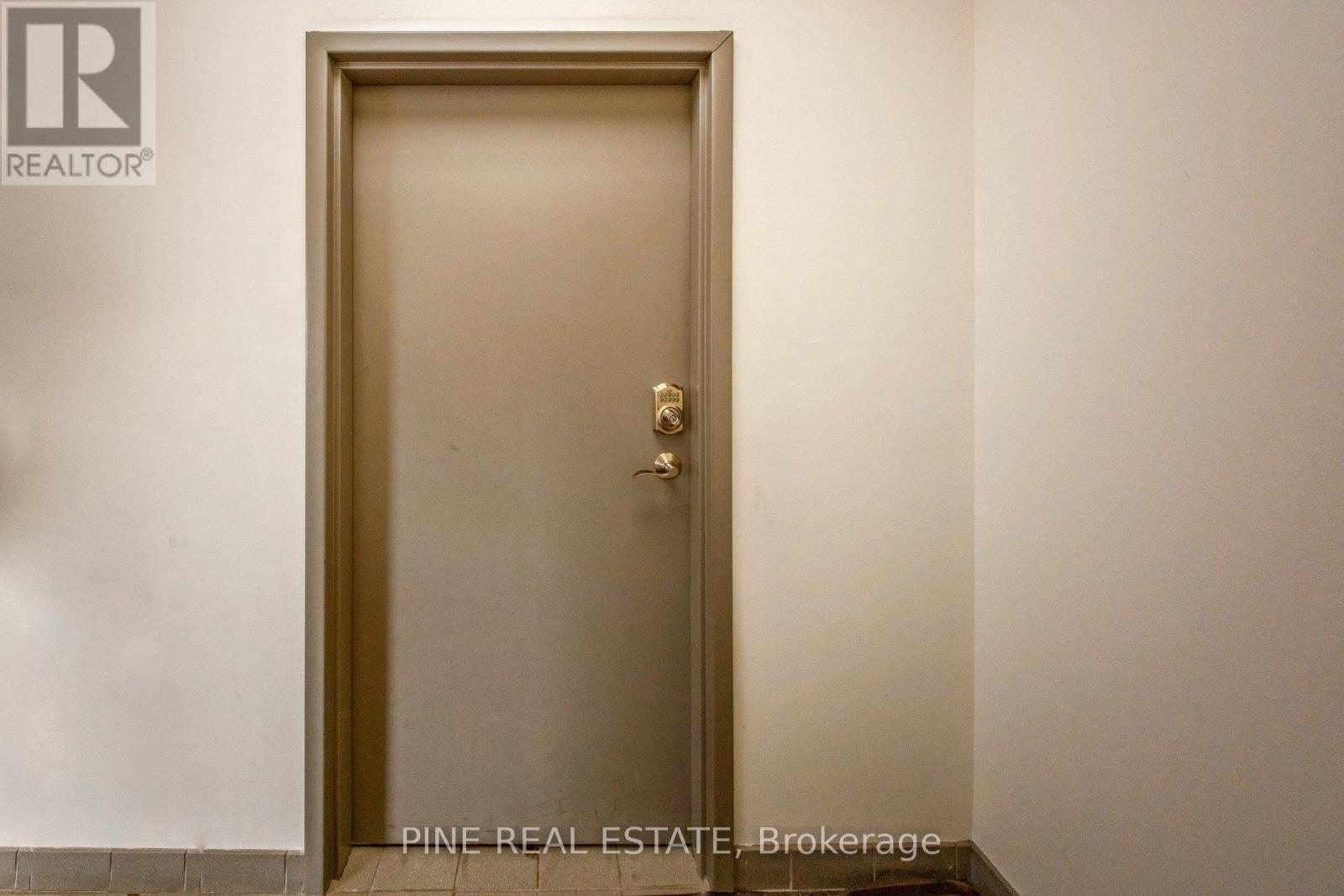 9 - 61 Advance Road, Toronto, Ontario  M8Z 2S6 - Photo 36 - W12283671