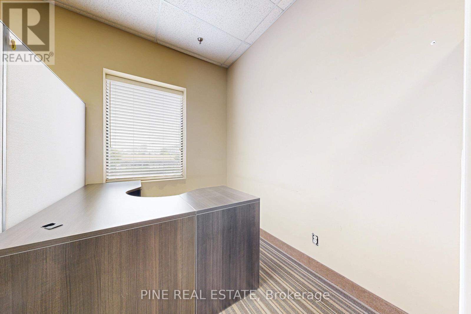 9 - 61 Advance Road, Toronto, Ontario  M8Z 2S6 - Photo 9 - W12283671