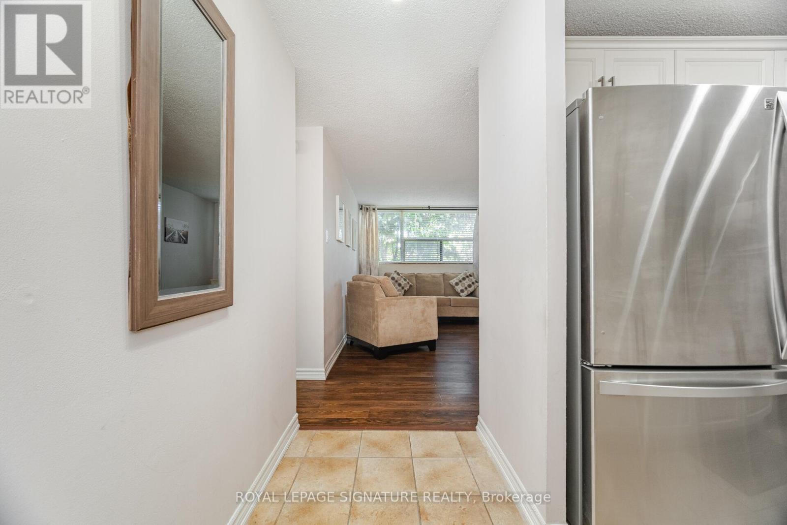 214 - 2900 Battleford Road, Mississauga, Ontario  L5N 2V9 - Photo 7 - W12283673