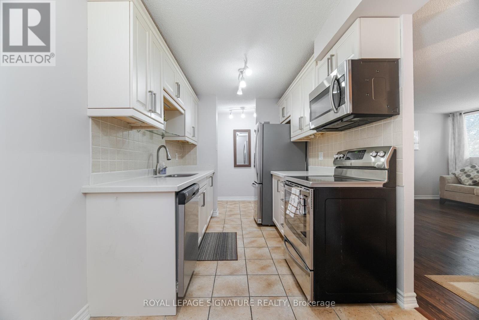 214 - 2900 Battleford Road, Mississauga, Ontario  L5N 2V9 - Photo 8 - W12283673