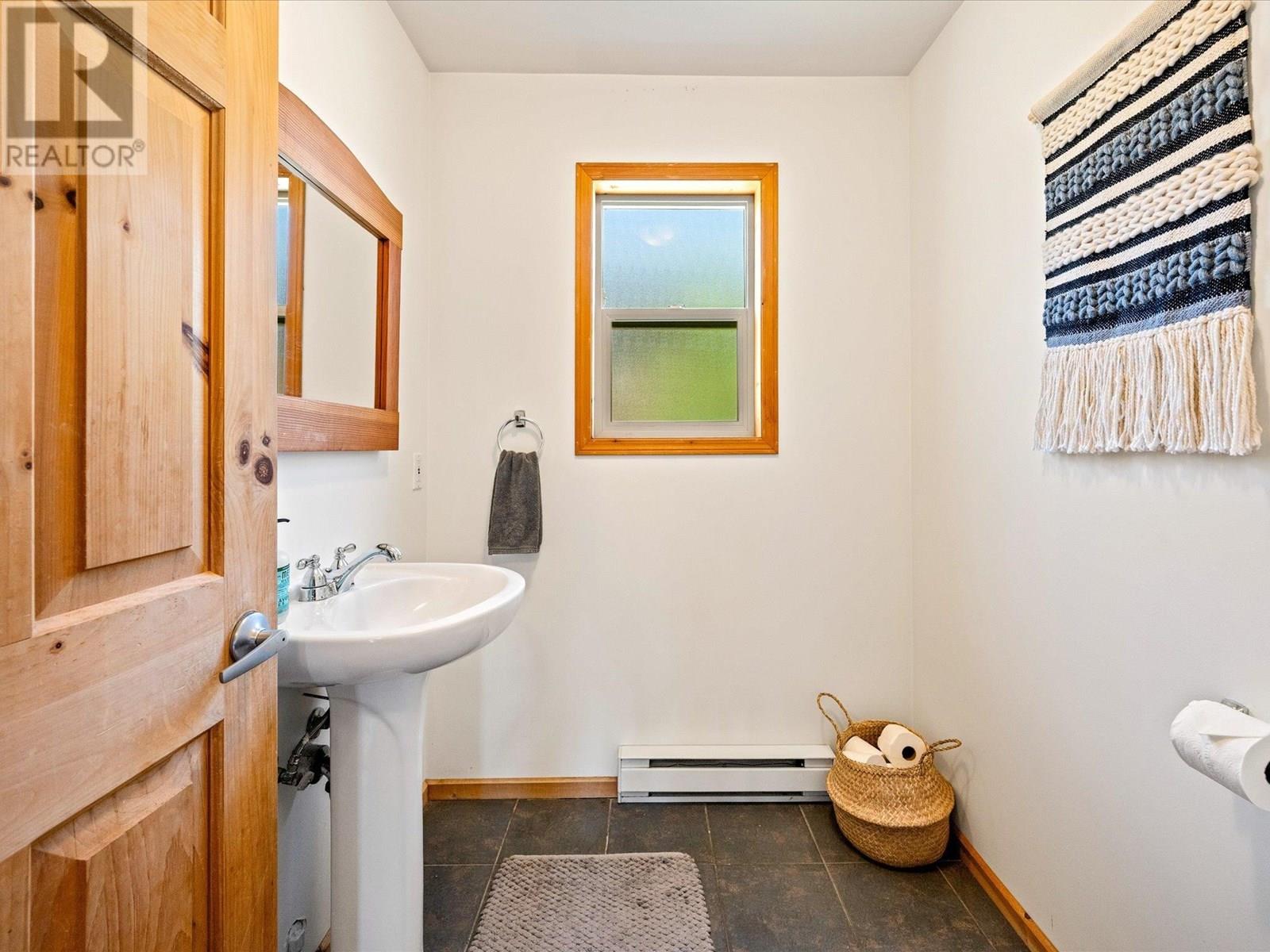1474 Hemlock Street, Pemberton, British Columbia  V0N 2L1 - Photo 16 - R3026500