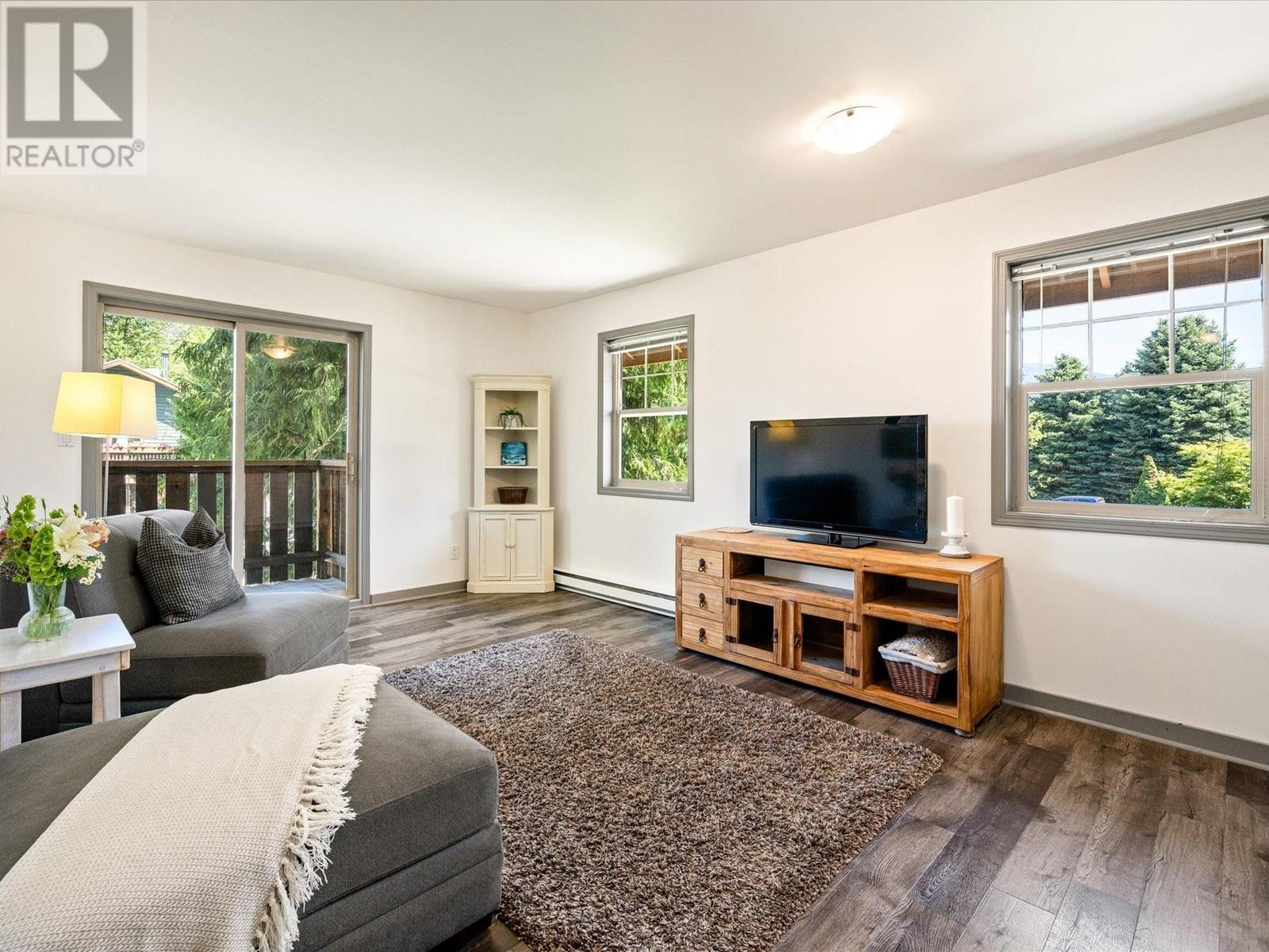 1474 Hemlock Street, Pemberton, British Columbia  V0N 2L1 - Photo 28 - R3026500