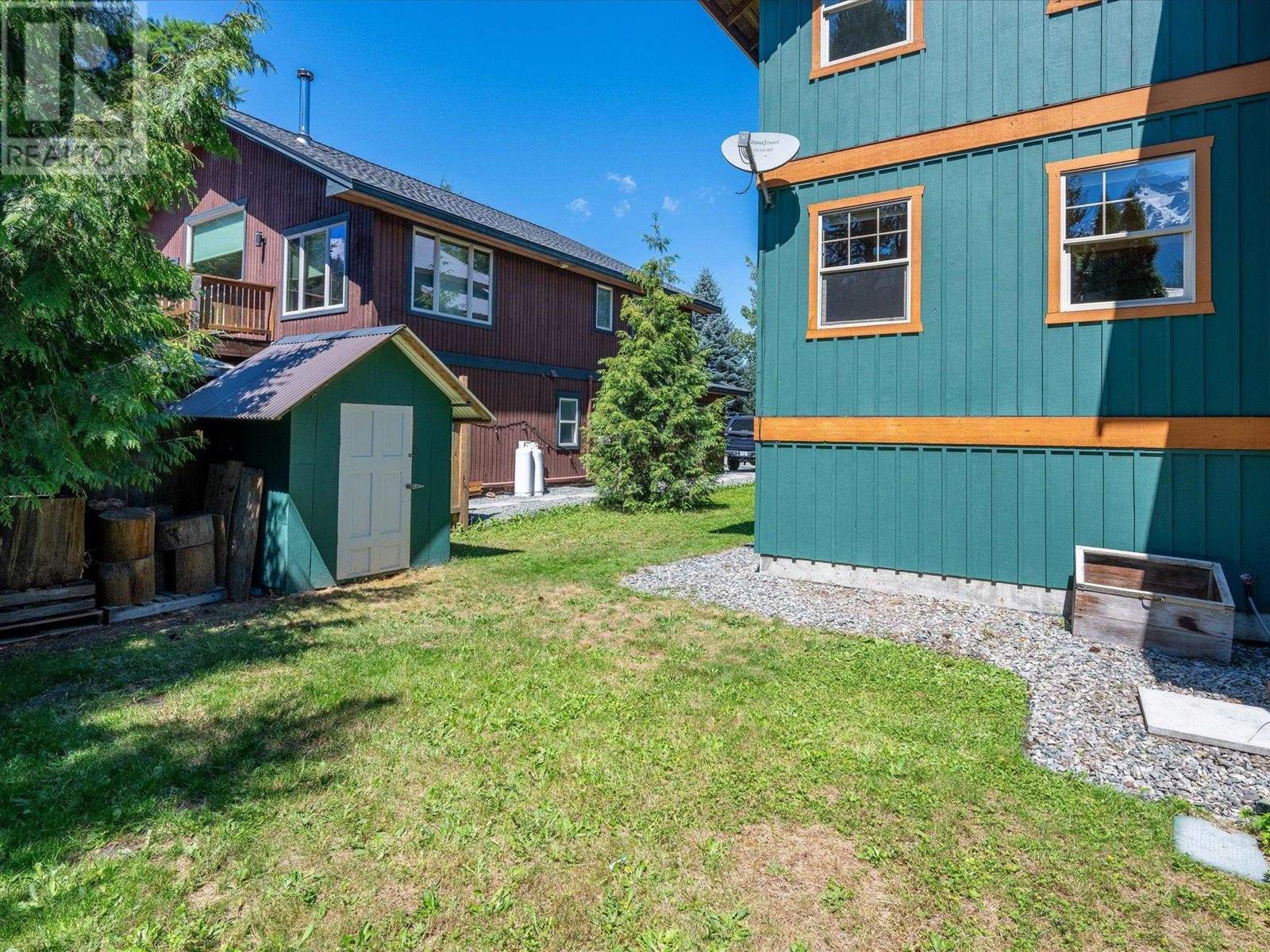 1474 Hemlock Street, Pemberton, British Columbia  V0N 2L1 - Photo 39 - R3026500
