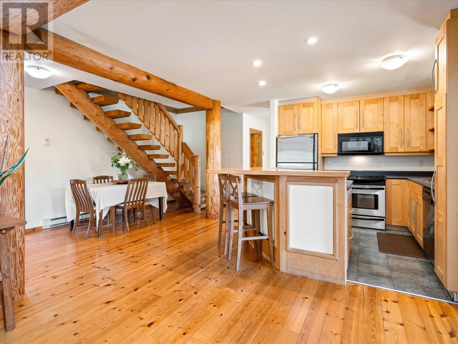 1474 Hemlock Street, Pemberton, British Columbia  V0N 2L1 - Photo 6 - R3026500