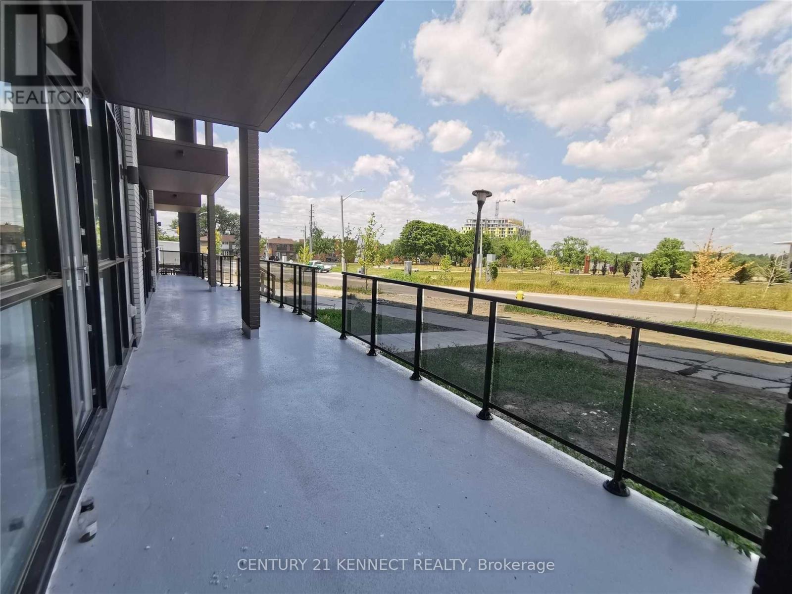 Th 3 - 60 George Butchart Drive, Toronto, Ontario  M3K 0E1 - Photo 11 - W12282795