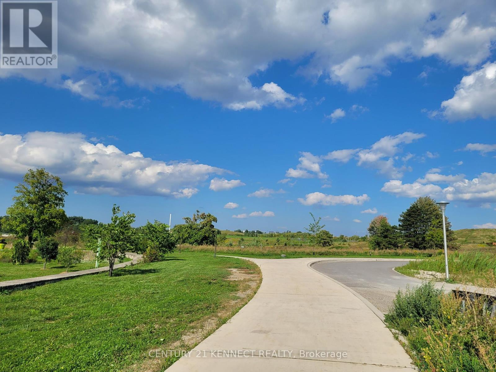 Th 3 - 60 George Butchart Drive, Toronto, Ontario  M3K 0E1 - Photo 49 - W12282795