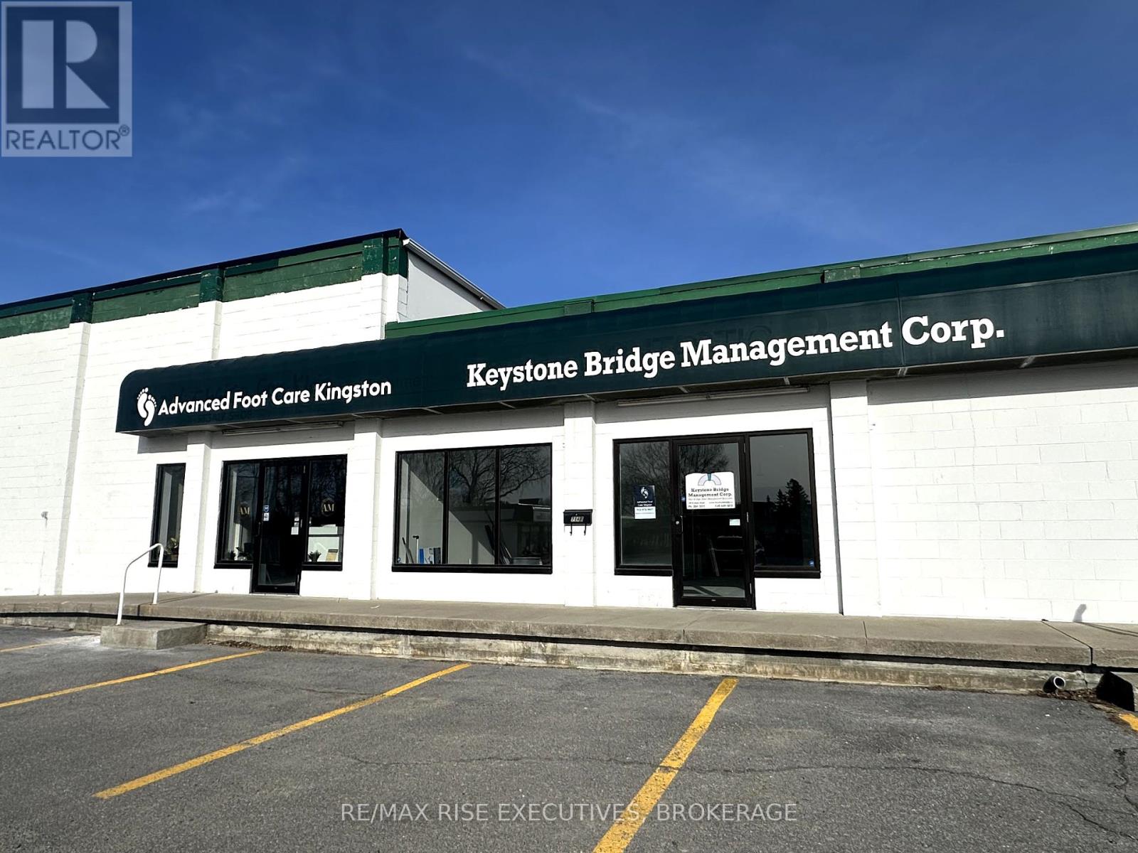 4 - 714 Front Road, Kingston, Ontario  K7M 4L5 - Photo 1 - X12283841