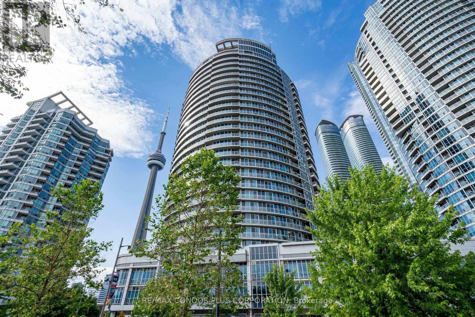 2302 - 218 Queens Quay W, Toronto (Waterfront Communities), Ontario  M5J 2Y6 - Photo 4 - C12283747