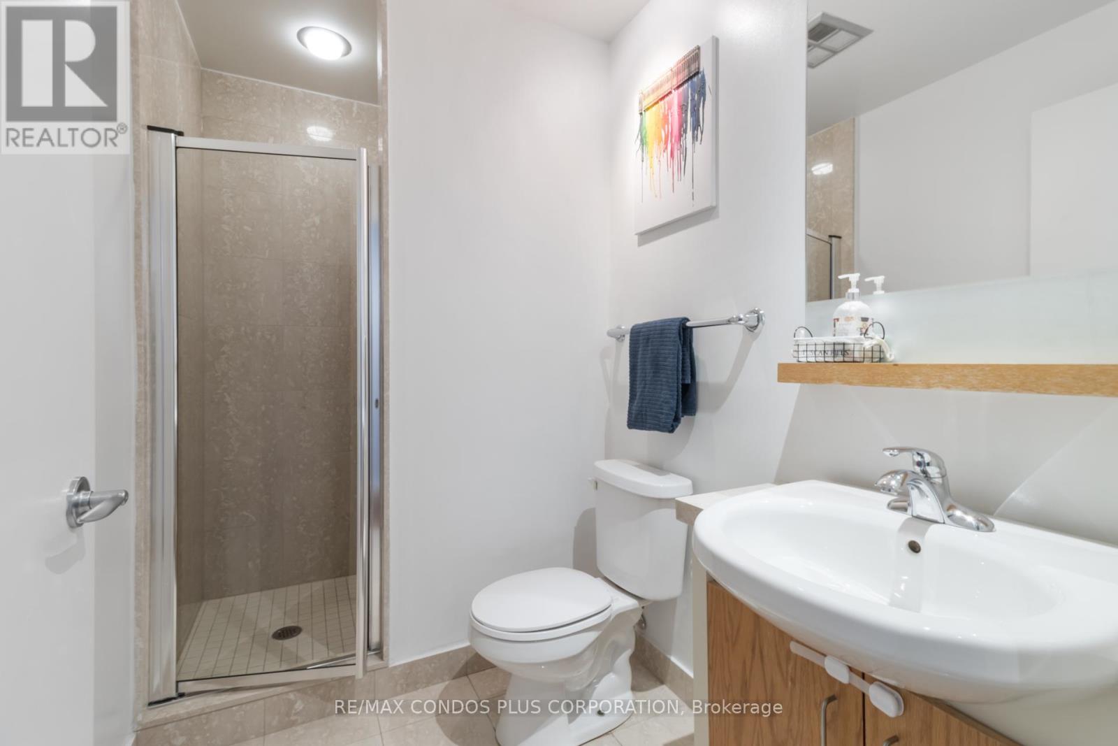 2302 - 218 Queens Quay W, Toronto (Waterfront Communities), Ontario  M5J 2Y6 - Photo 41 - C12283747