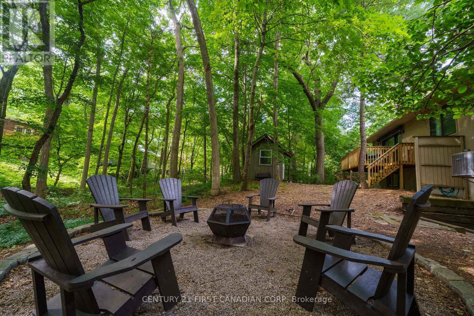 10285 Pines Parkway, Lambton Shores (Grand Bend), Ontario  N0M 1T0 - Photo 29 - X12283905
