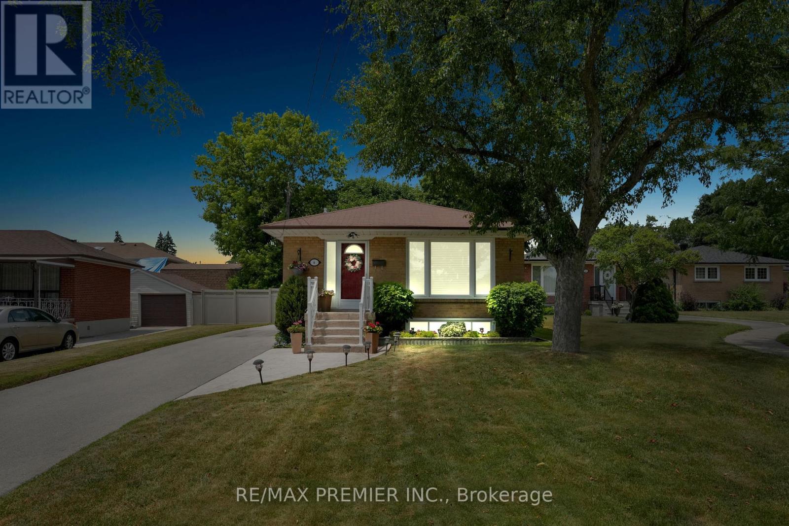 Property at 6 PALOMA PLACE image 1