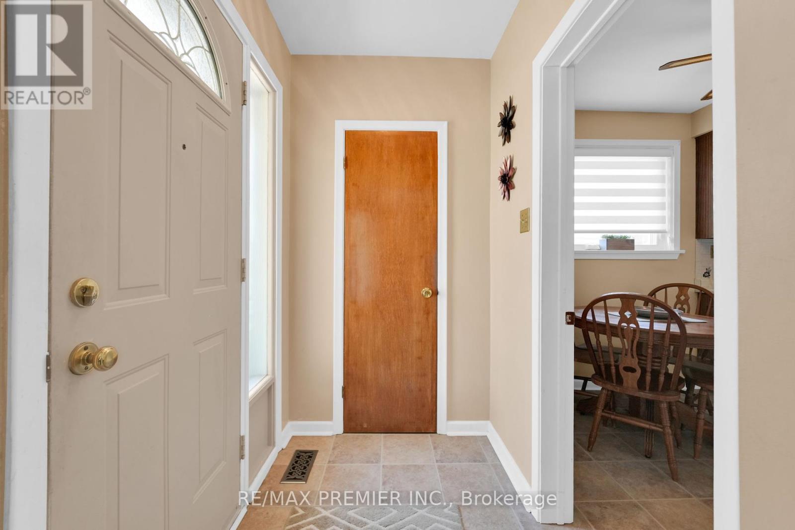 Property at 6 PALOMA PLACE image 4