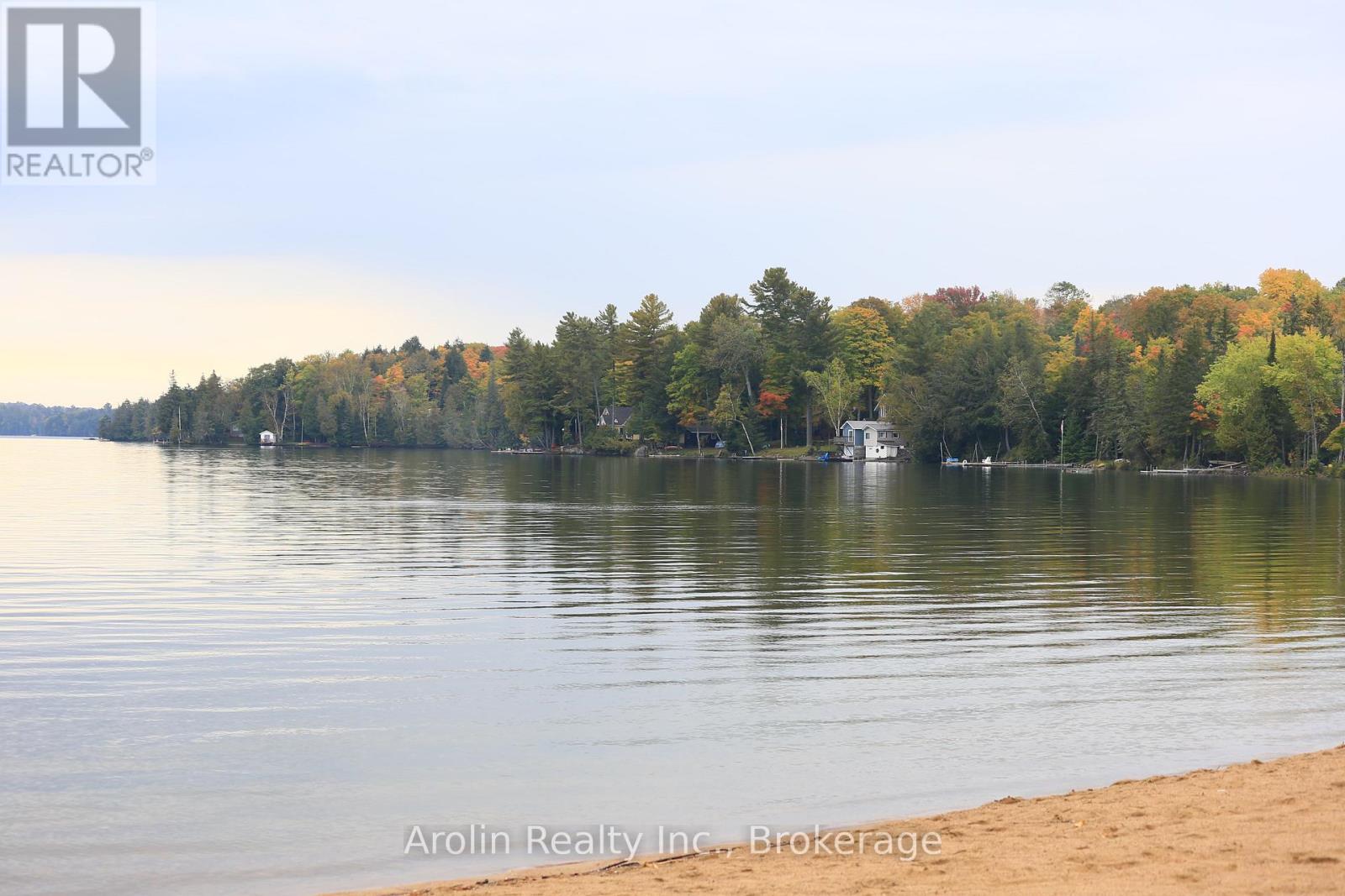 9 WOODS BAY ROAD, North Kawartha, Ontario