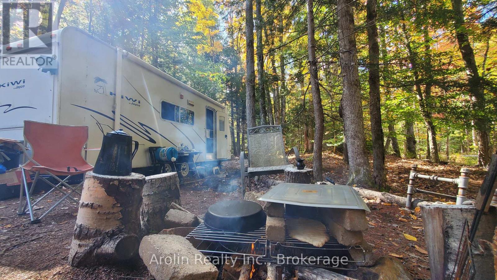 9 Woods Bay Road, North Kawartha, Ontario  K0L 1A0 - Photo 3 - X12283825