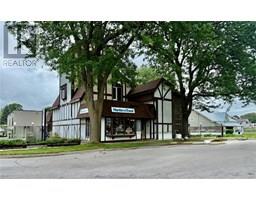 35 THAMES STREET, Chatham, Ontario