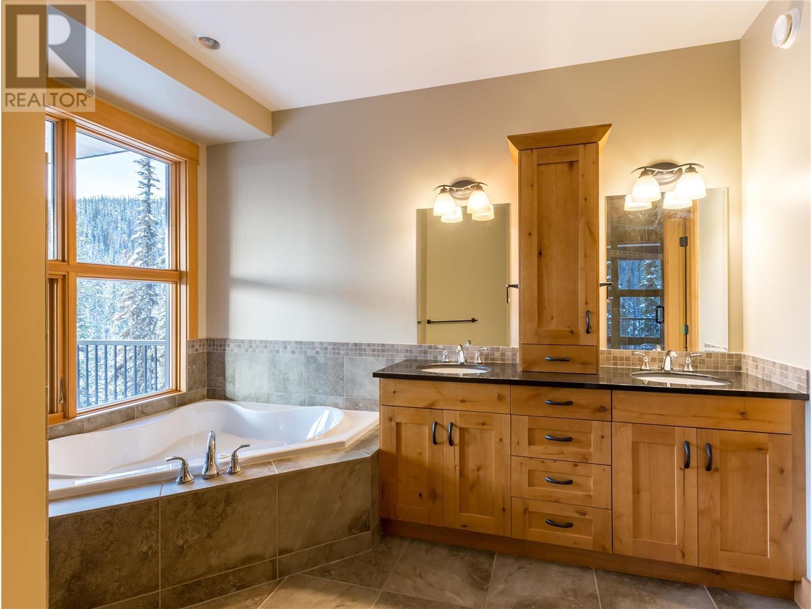 9966 Purcell Drive, Silver Star, British Columbia  V1B 3M1 - Photo 20 - 10355409