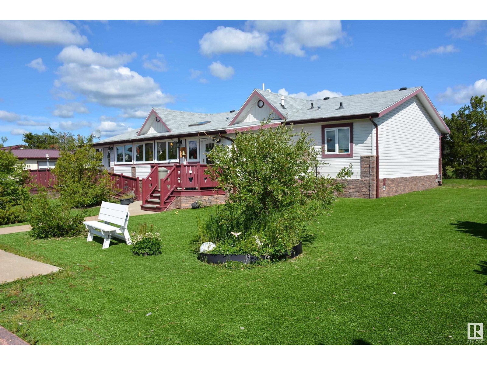 5044 & 5052 North Av, Swan Hills, Alberta  T0G 2C0 - Photo 4 - E4447649