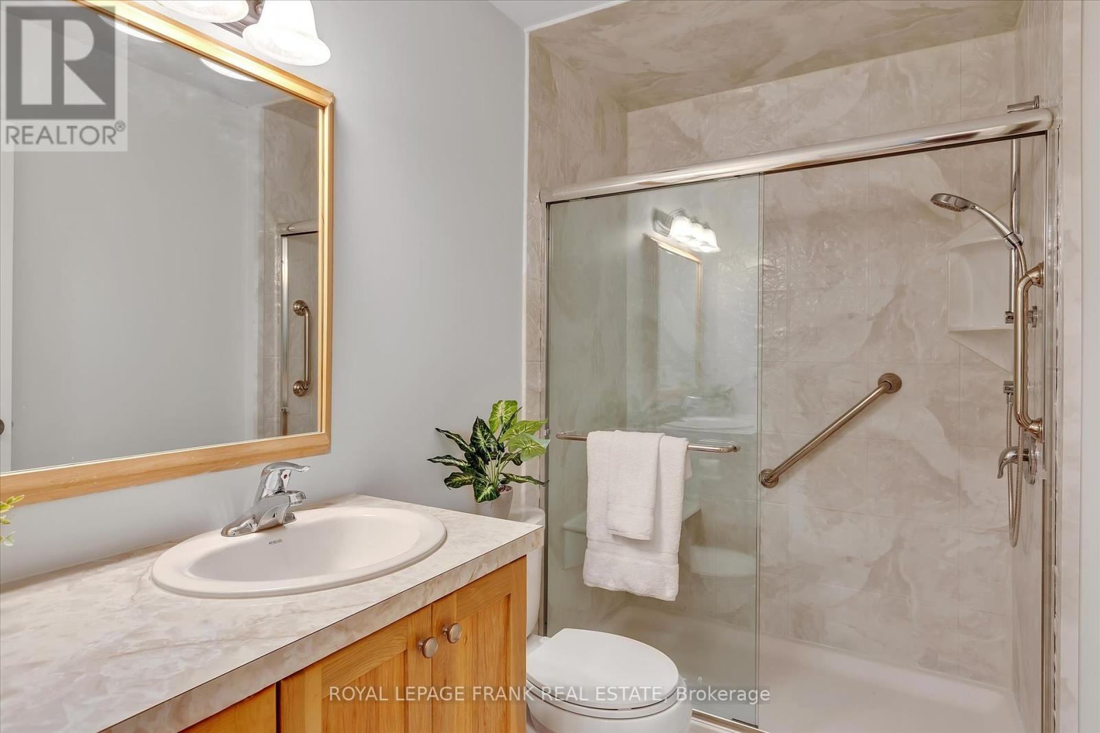 8 - 645 Whitaker Street, Peterborough, Ontario  K9H 7L5 - Photo 7 - X12283913