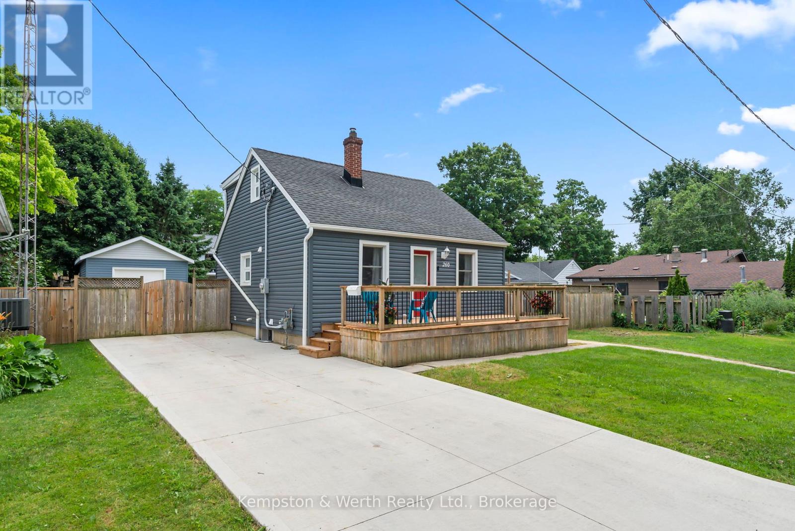 260 Lillico Avenue S, North Perth, Ontario  N4W 2L7 - Photo 3 - X12283879