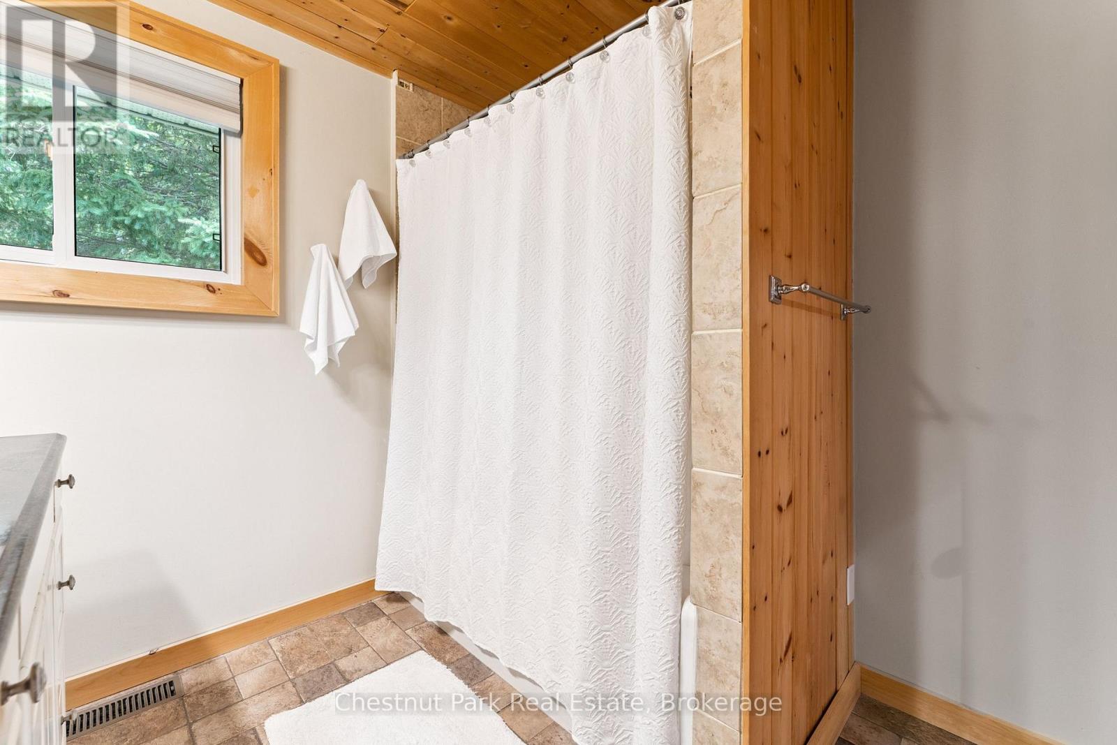 1922 141 Highway, Muskoka Lakes, Ontario  P0B 1M0 - Photo 19 - X12283928