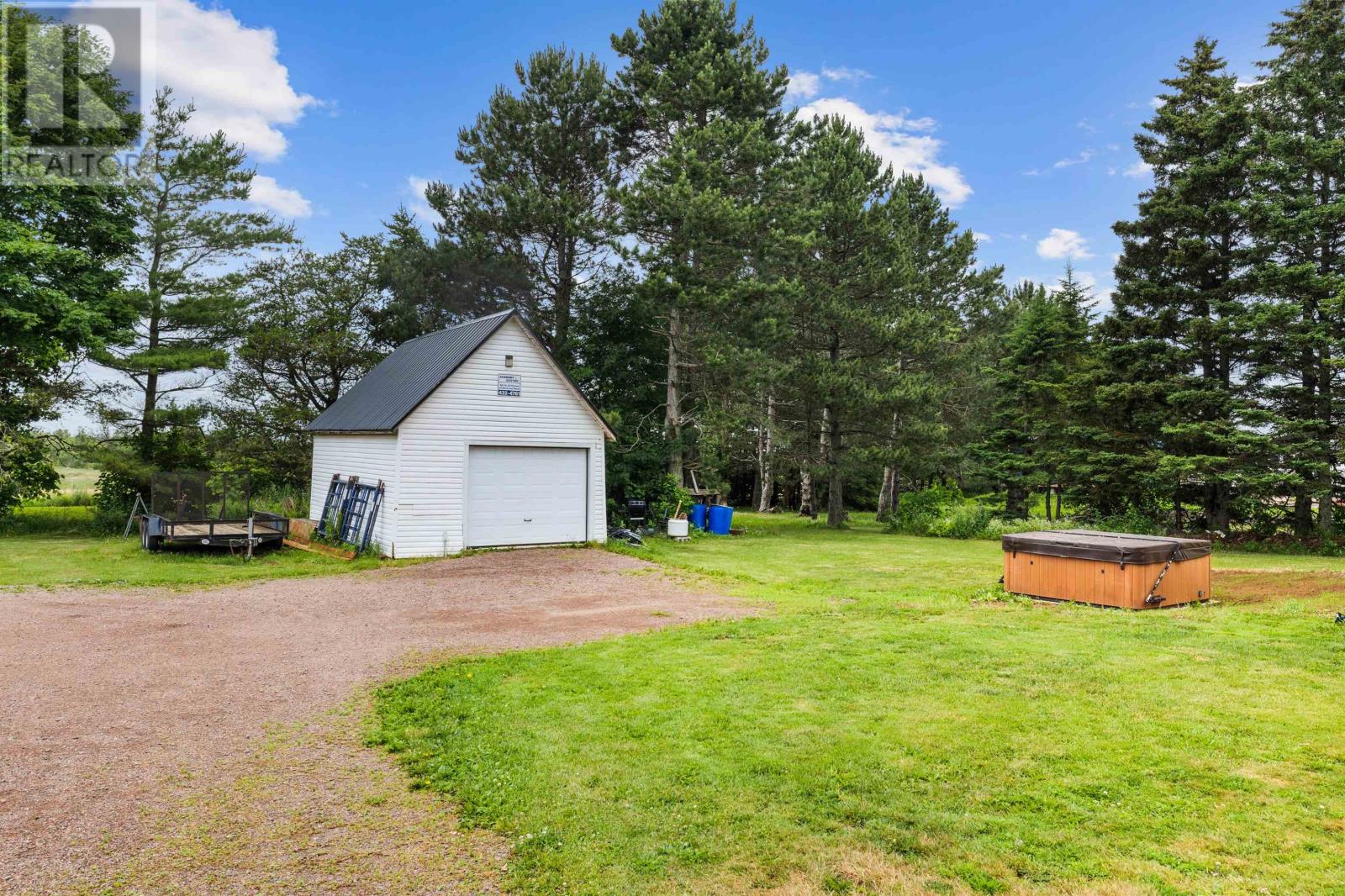 151 Lady Slipper Drive N, Miscouche, Prince Edward Island  C0B 1T0 - Photo 34 - 202517613