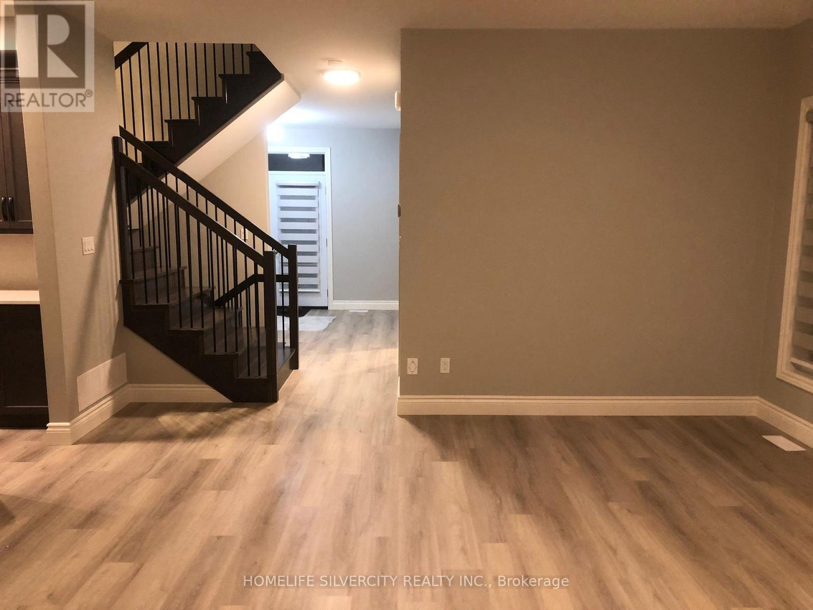 Property at 550 BONAVENTURE COURT image 2